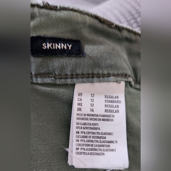 American Eagle Jeans Women's 12 Camouflage Mid-Rise Skinny Stretch Pants 34x28 - Picture 4 of 11